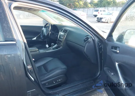 2008 Lexus Is 250 z USA, uszkodzony, nr VIN JTHCK262682026502